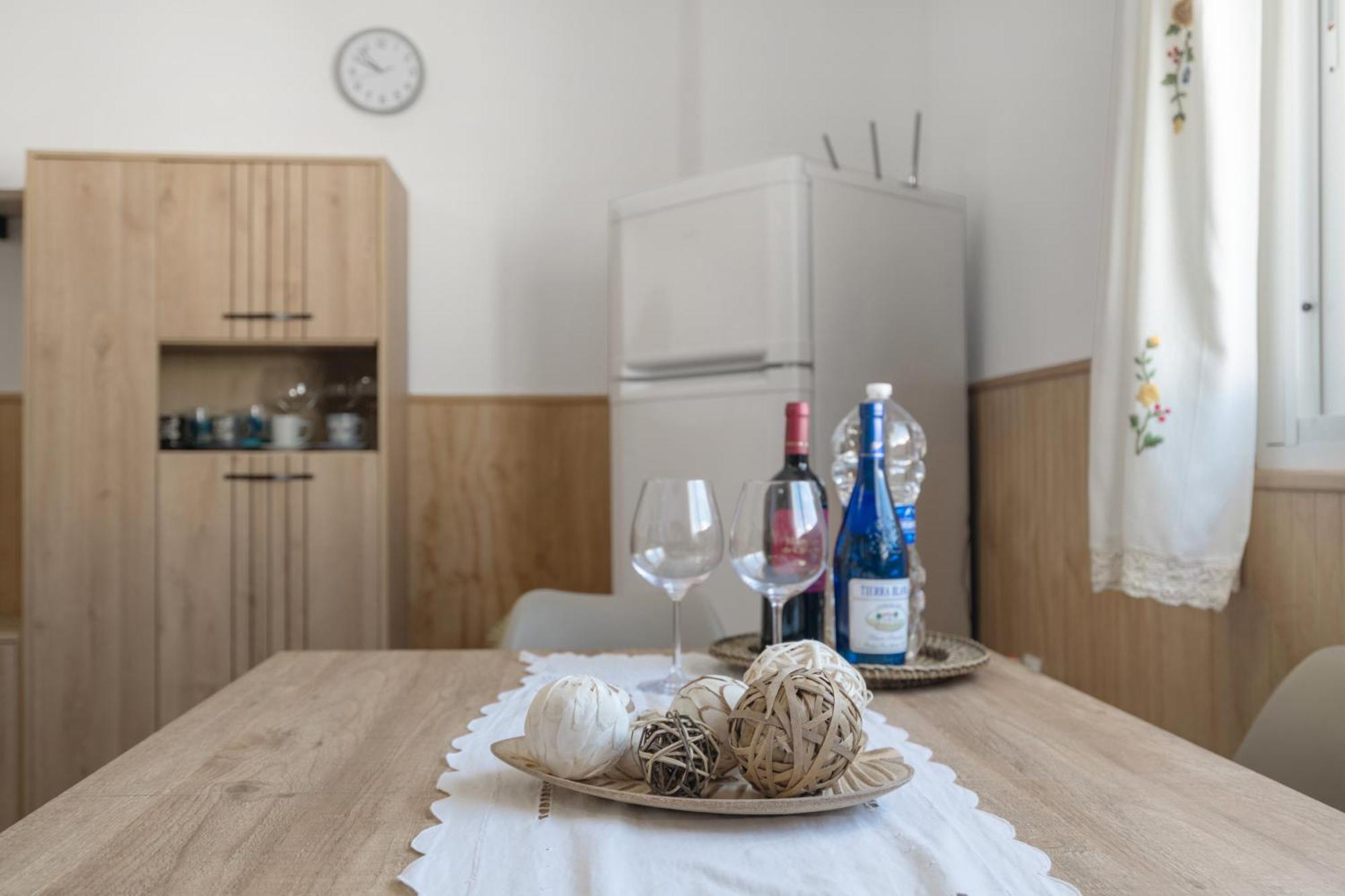 Apartamento Frank - Solo Familias コニル・デ・ラ・フロンテラ エクステリア 写真